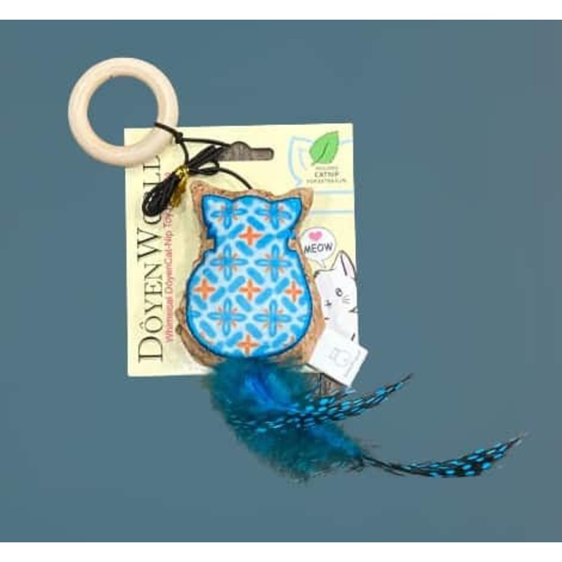 DoyenWorld Ring & Feather Toy